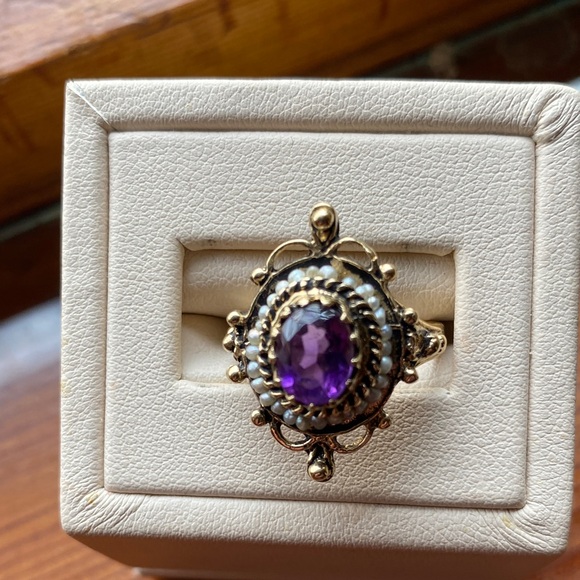 Jewelry - 14 K Victorian Amethyst Ring